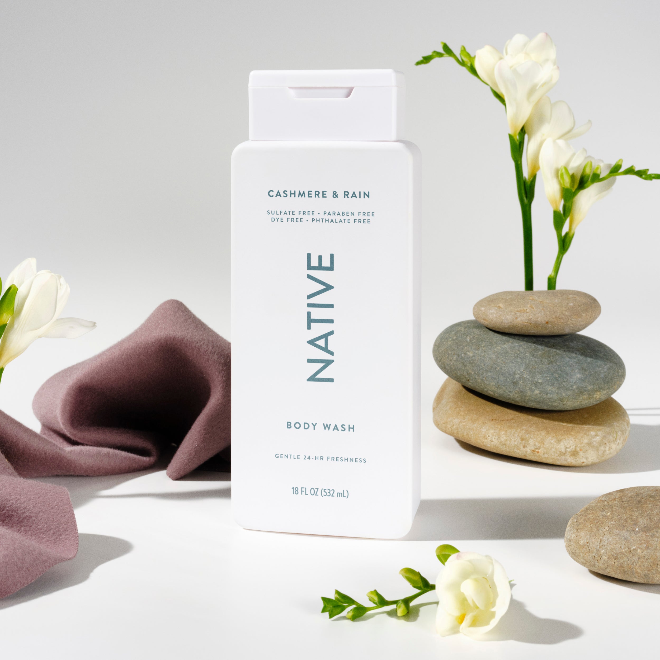 Body Wash - Cashmere & Rain / Classic / 18oz - Clean Care Essential